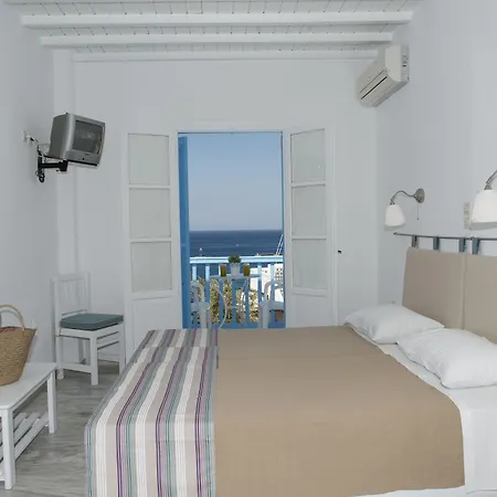 ασημίνα Πανσιόν Τούρλος