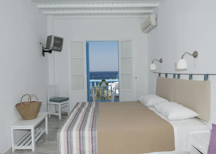 ασημίνα Πανσιόν Τούρλος