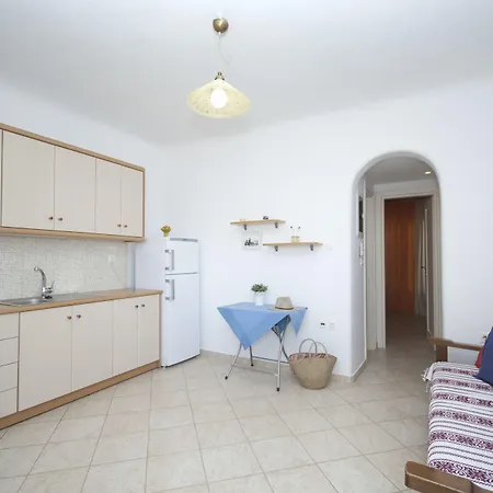 Asimina بيت ضيافة