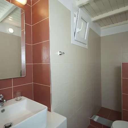 Asimina Guest house Tourlos