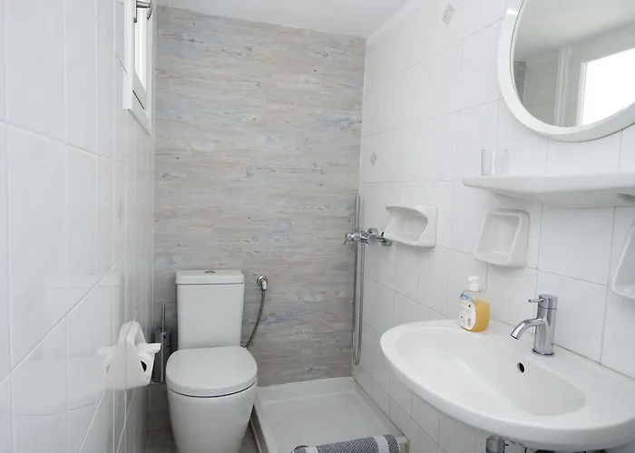 בית הארחה Asimina 3*